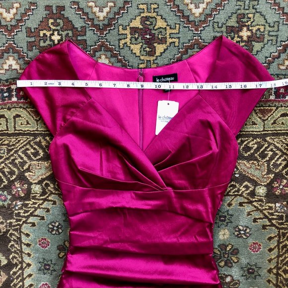 *NWT* Cranberry Pleated-Waist Cap-Sleeve Cocktail Dress - Made in Canada - XXS - Picture 12 of 16